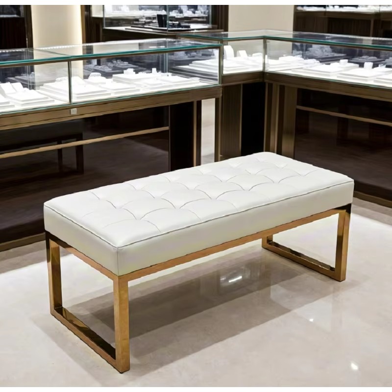 Banc d'attente capitonné fait  - Luxury Watch Boutique avis et prix
