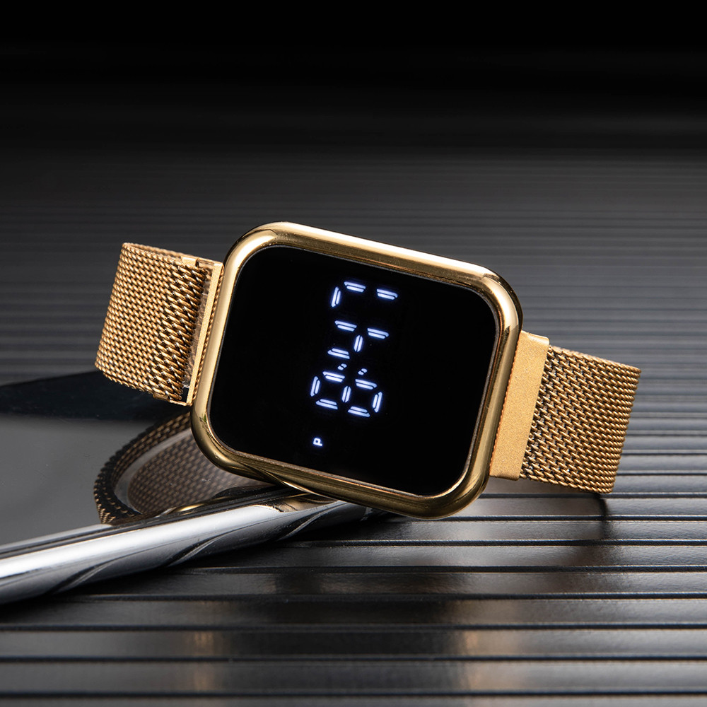 Montres numériques rectangulai - Luxury Watch Life avis et prix